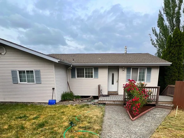 393 NW Dillon St, Pullman, WA 99163