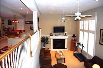 5th image of 7431 N Bedford Ave