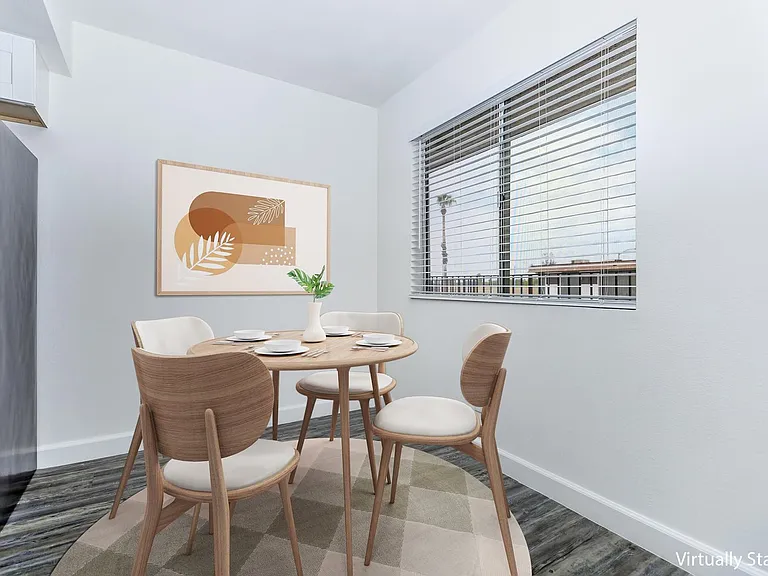 Palisade Park Aparments — Photo 28