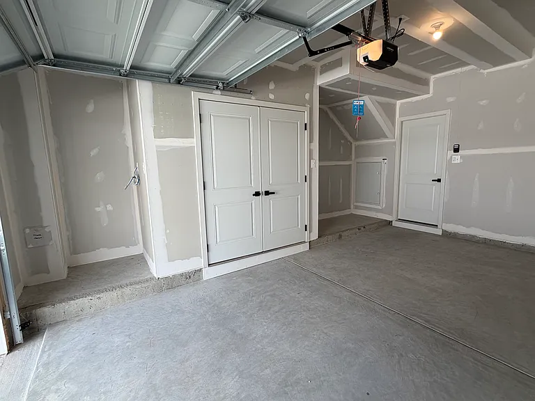 145 Spring Gate Ln — Photo 24