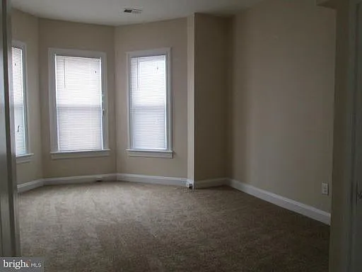 402 Summit Ave #2 — Photo 6