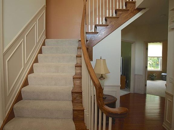 2nd image of 6752 Loon Hollow Dr