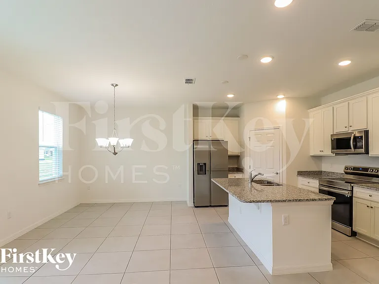 121 Windsor Reserve Dr — Photo 6