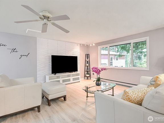 3rd image of 23702 SE 32ND Way