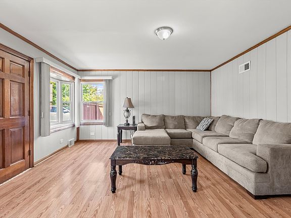 5th image of 21 Whitehall Ave