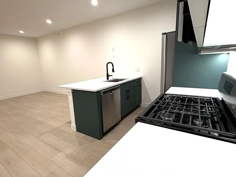 Modern and Sleek 611 S Fagley Street Apartments! — Photo 3
