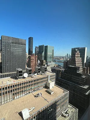 Rented by NY NY Condo, Inc | media 4