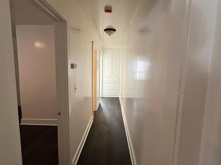 1487 N Mountain View Ave — Photo 11