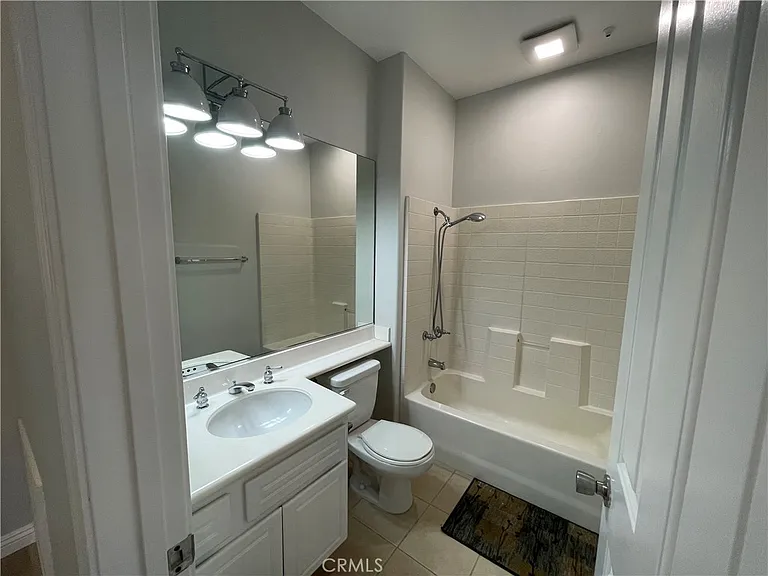 2403 Ladrillo Aisle #51 — Photo 20