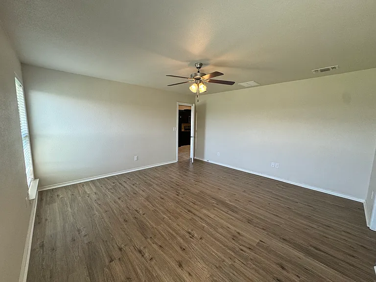 10113 Viola Ave — Photo 21