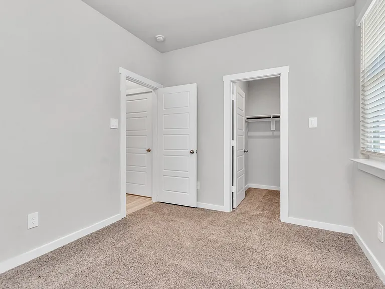 3020 Gunnersbury Dr — Photo 17