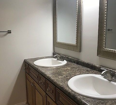 5th image of 2209 Emery Ln #2209