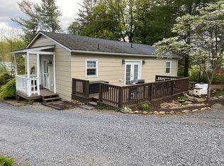 498 Lee Jackson Hwy, Staunton, VA 24401