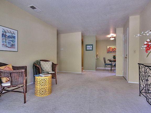 4th image of 4551 Oak Glen Dr Unit E