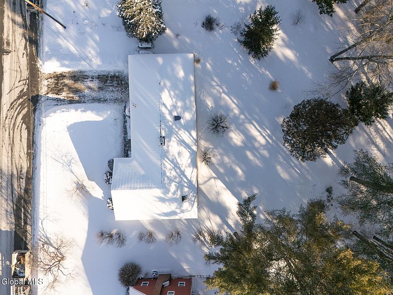 4th image of 27 Bonner Drive