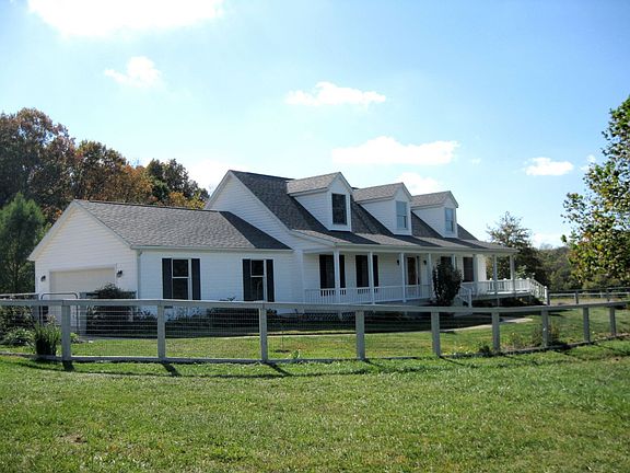 3rd image of 13801 Meadowdale Dr