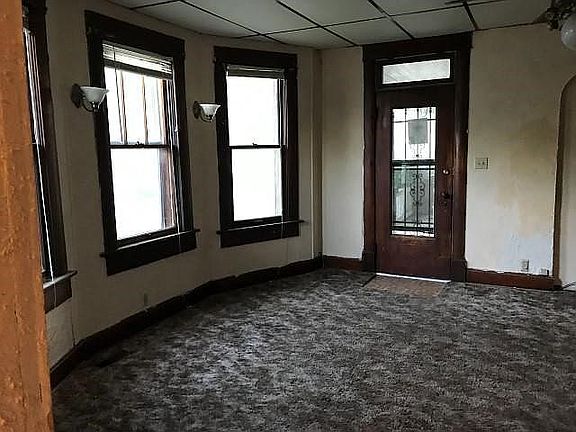 4th image of 2715 S 18th St