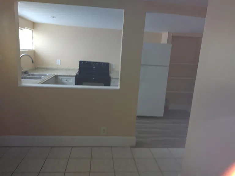 807 S Grandview Ave #807 — Photo 4