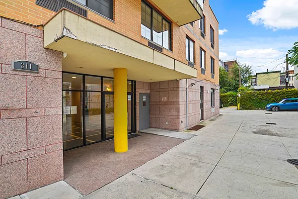 Rented by Crifasi Real Estate | media 15