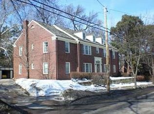 2457 S 27th St APT 4, Lincoln, NE 68502