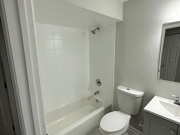 3rd image of 18525 Heather Glen Ct