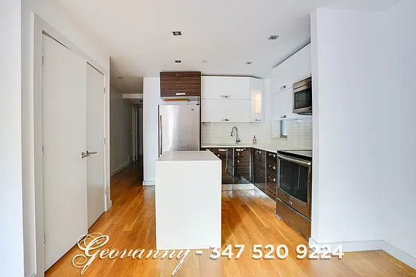 Rented by EXR | media 2