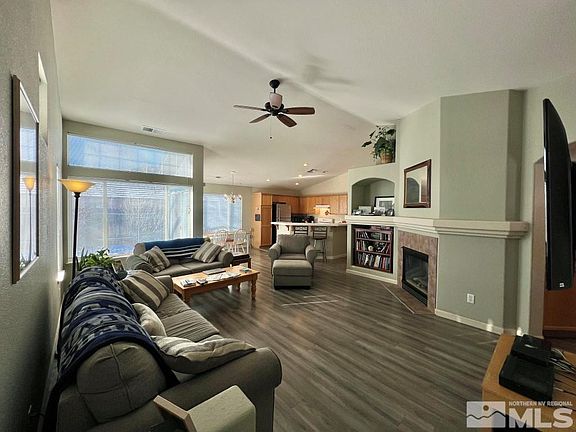 2nd image of 115 Wedgewood Dr