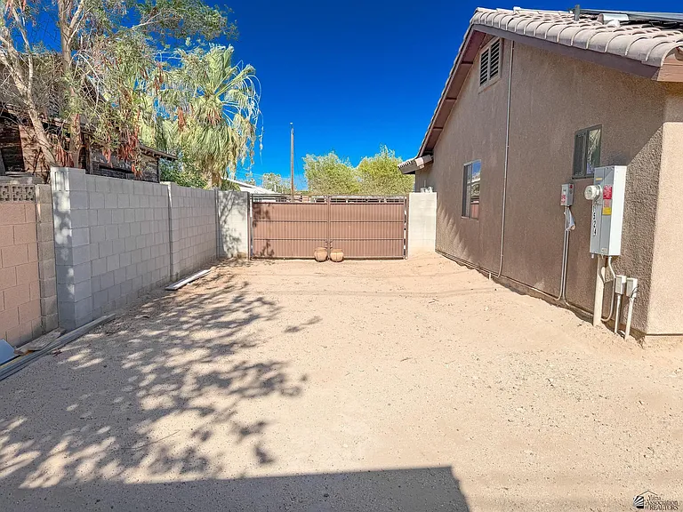 1524 S 11th Ave — Photo 32