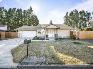 1050 NE 18th St, Gresham, OR 97030