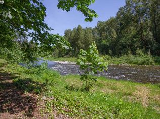 32090 S Shady Dell Rd, Molalla, OR 97038