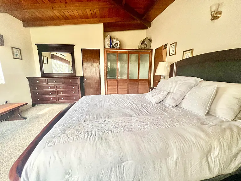 31 Ruby Byu — Photo 18