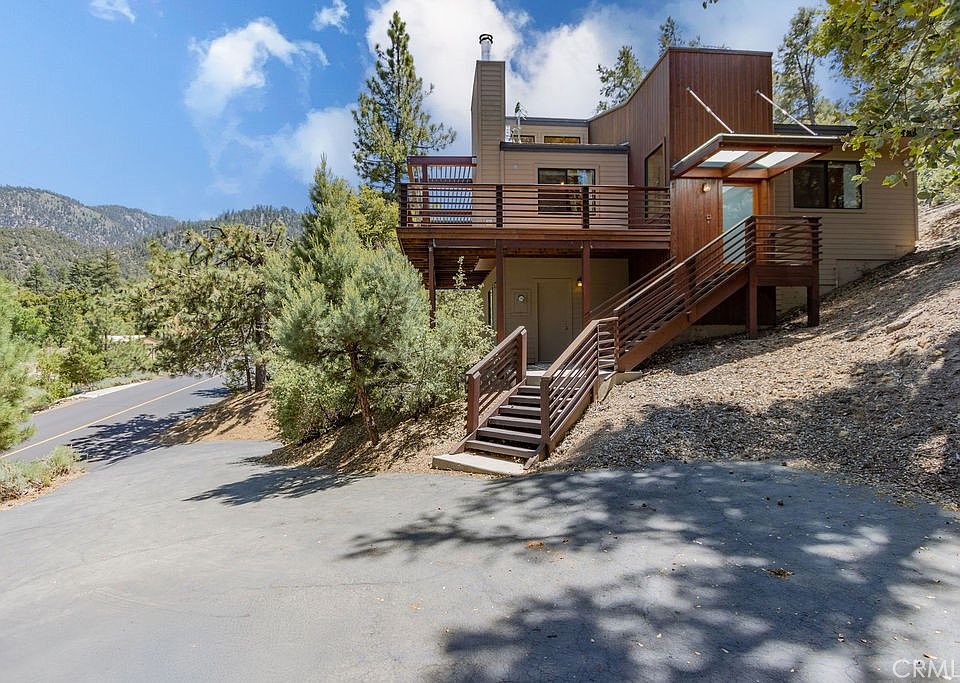 1st image of 1917 Freeman Dr