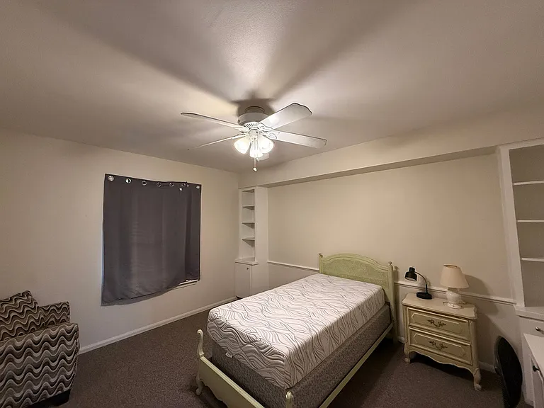 3730 Fairfield Ave #242 — Photo 13