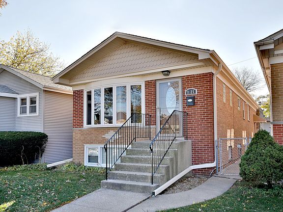 2nd image of 7125 W Summerdale Ave