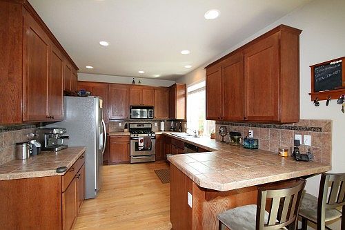 3rd image of 18332 122nd St E