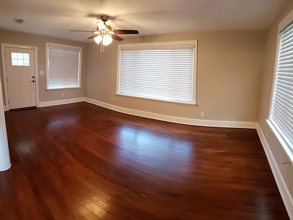 3rd image of 4402 N Ola Ave