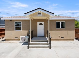 6130 John Ave, Long Beach, CA 90805