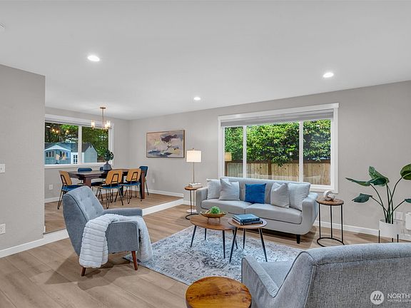 3rd image of 2631 171st Street SE