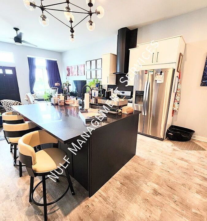 1st image of 6026 Butler St APT 1