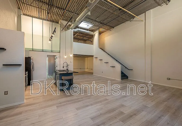 195 Arizona Ave #128 — Photo 4