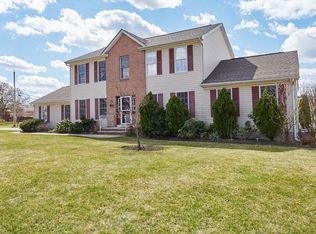10 Tuttle Ave, East Hanover, NJ 07936