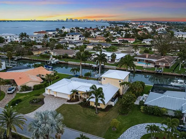 524 Hornblower Ln, Longboat Key, FL 34228