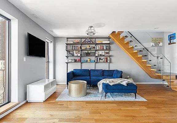 4th image of 207A Prospect Ave APT 4