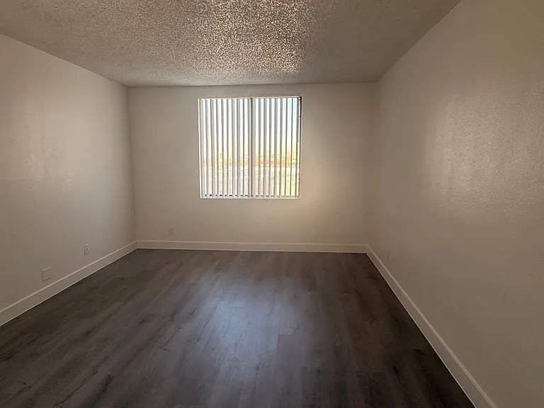 3830 University Center Dr #1 — Photo 7