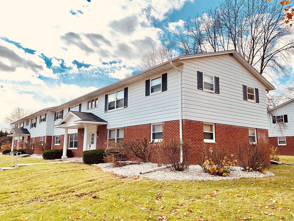 1st image of 1407 Parkway Dr #1409