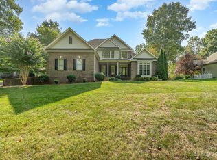 334 Riverwood Rd, Mooresville, NC 28117