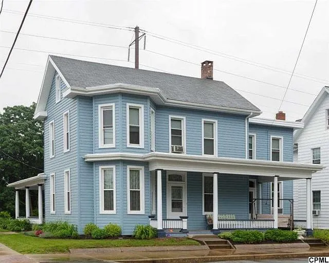 31 S Market St photo 1