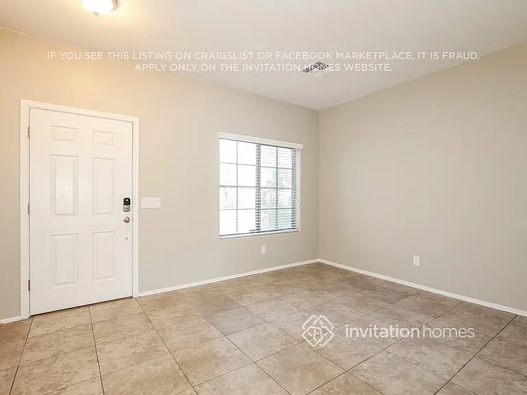 17263 W Acapulco Ln — Photo 3