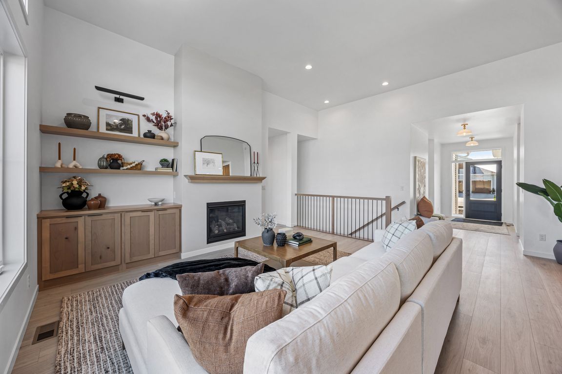 next background image