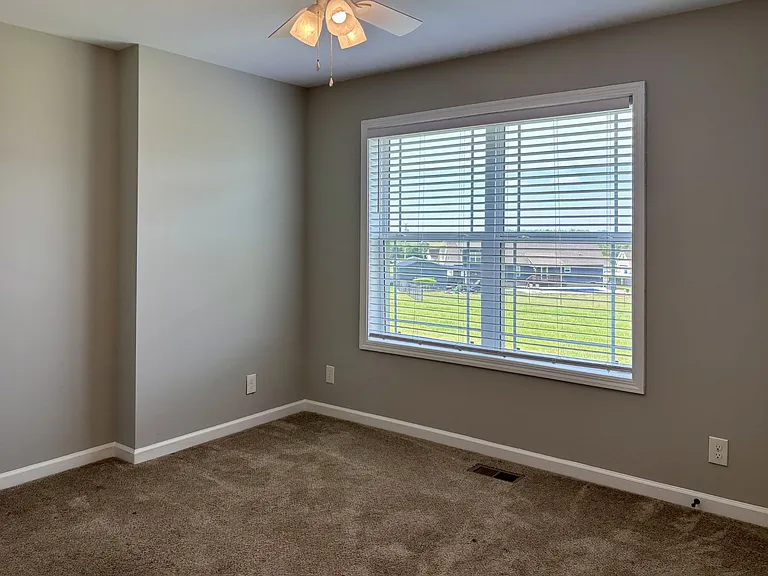 51 Regency Pl — Photo 19